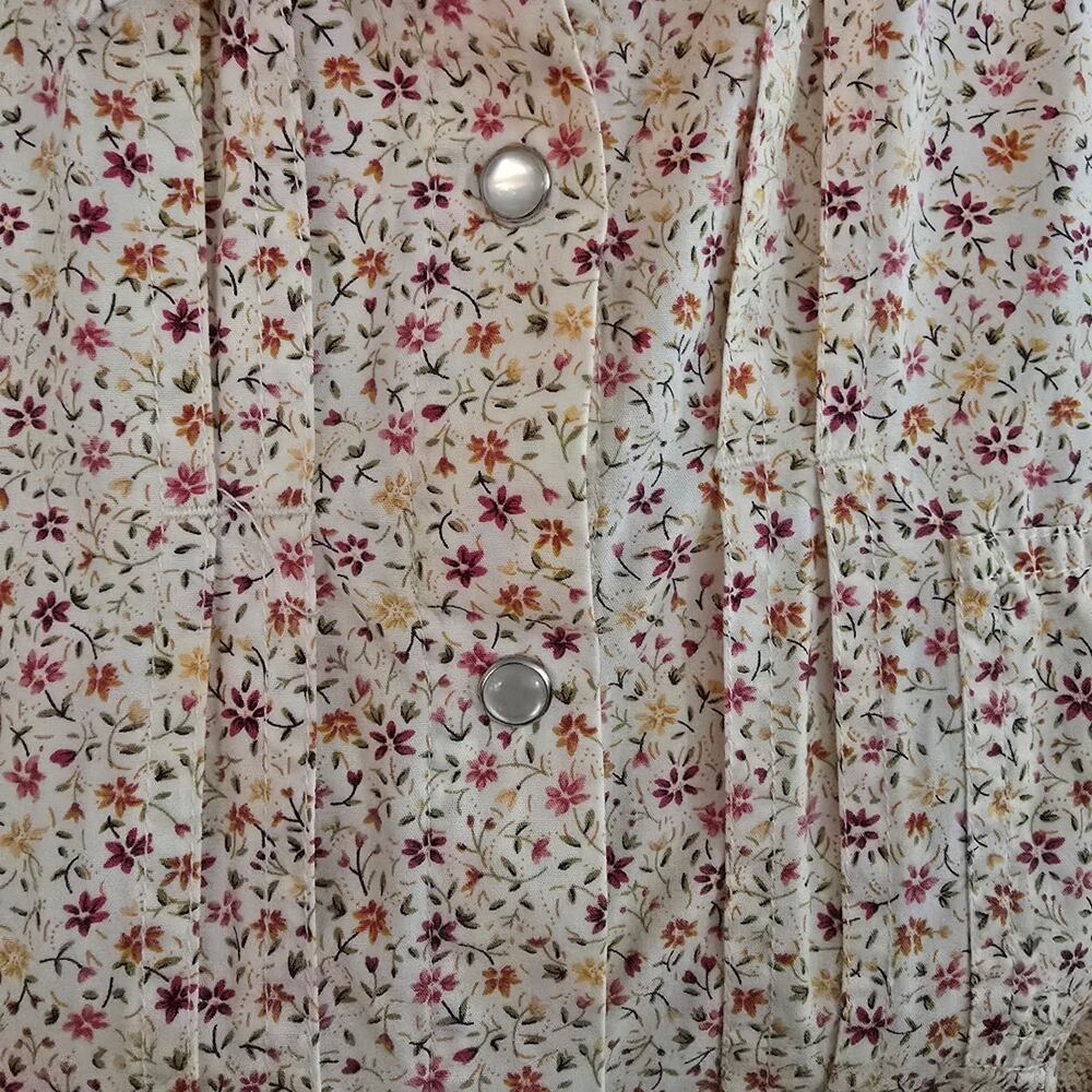 Floral Chic 100% natural women button up top size s - Picture 4 of 5